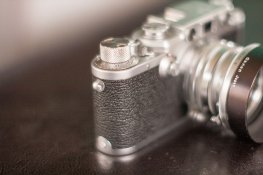 Leica_IIIF_(5_of_12).jpg