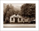 Pink J. Plemmons Grocery