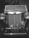 MG, Front view