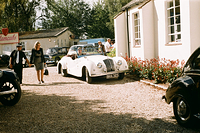 Glam Cabs. Need a lift?