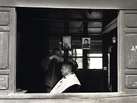 Barber in Xi Zhou Town