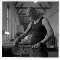 Hammering a part of the Crocauto