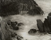 Scenic Ave Rocks & Water