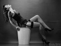 Modern pin-up