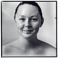 Exfoliating face mask