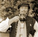 Tudor Ale Drinker