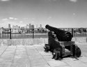 Cannon over the Thames