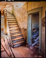 Provia100F - Abandoned Farmhouse - Missouri Ozarks