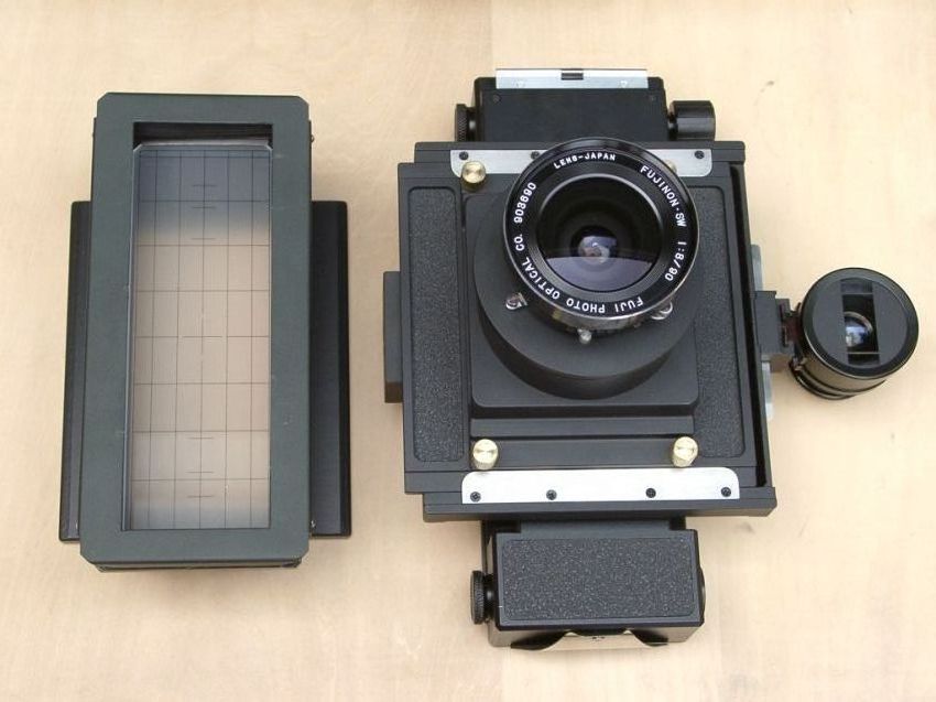 6 x 6 - 6 x 17 camera system