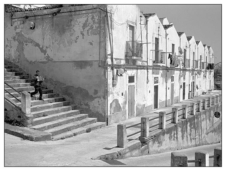 Accordion player / Monte Sant´ Angelo - Junno