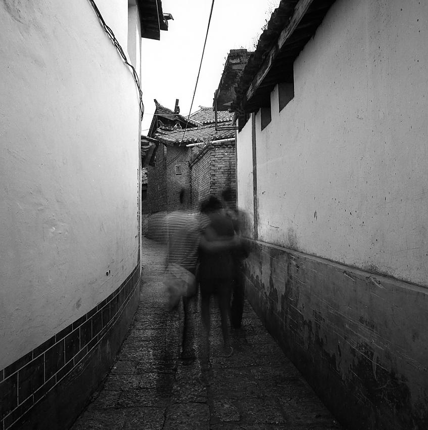 Alleyway, Lijiang, China (2009)
