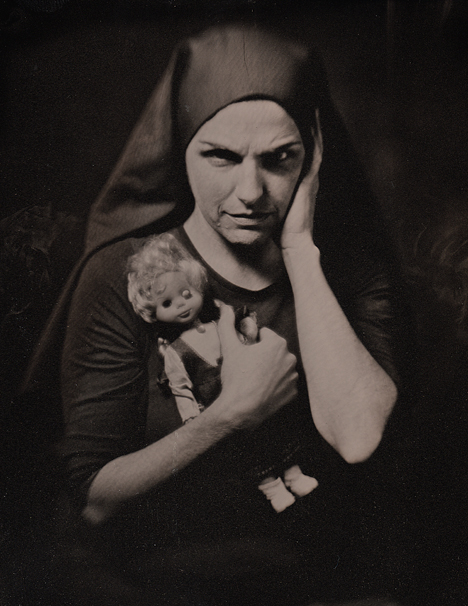 Antijenx With Doll