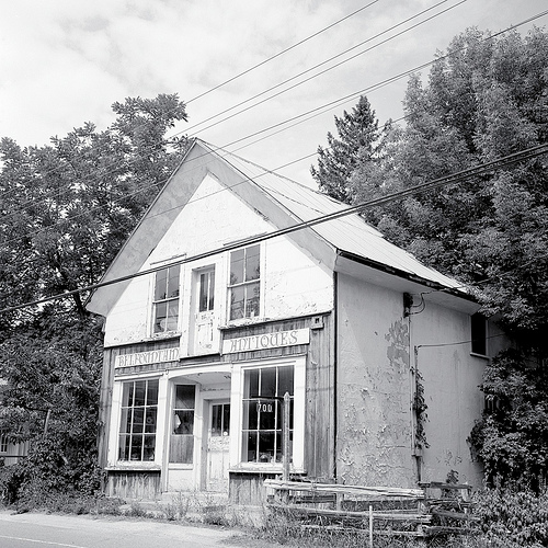 Belfountain Antiques