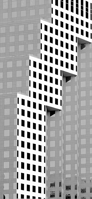 Bld On Burrard