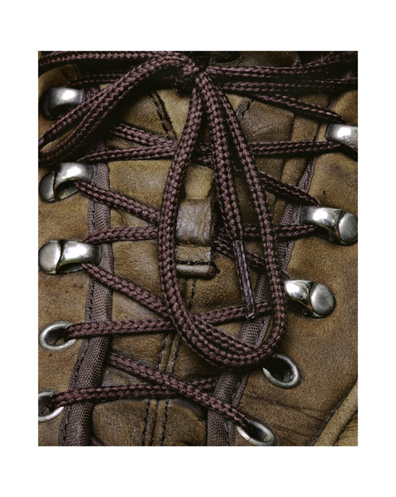 Boot string and bow