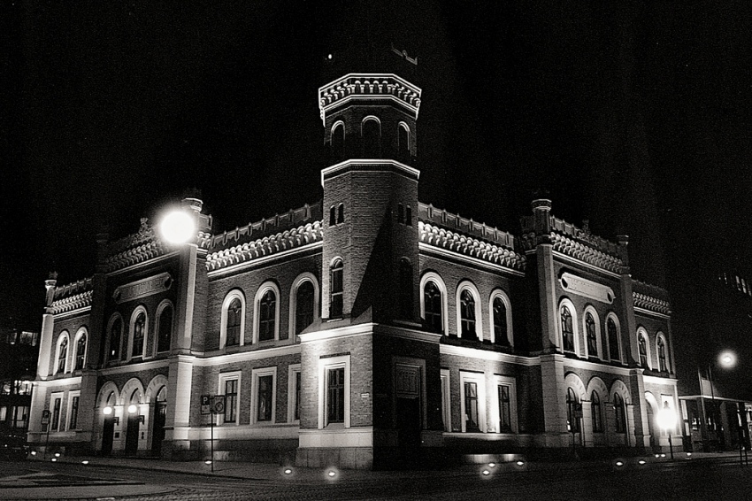 Bragernes Torg, Town hall