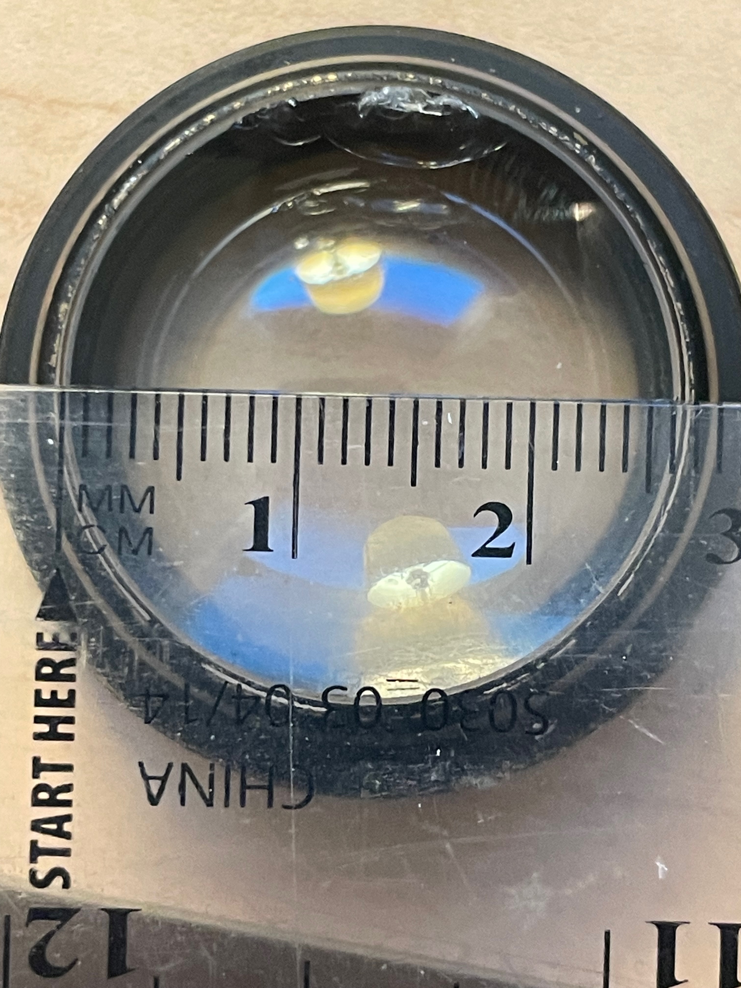 Broklen Lens - 4.jpeg