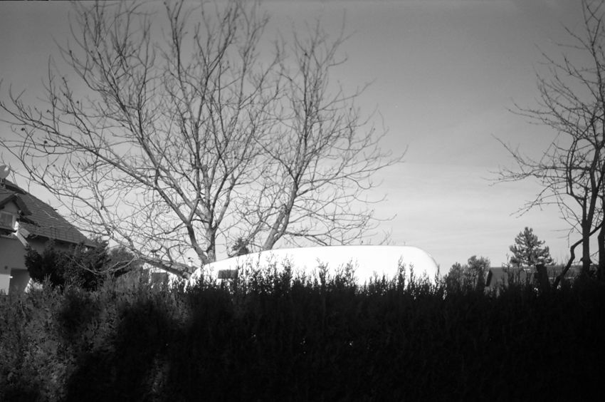 Camera 6 B&W by pcyco