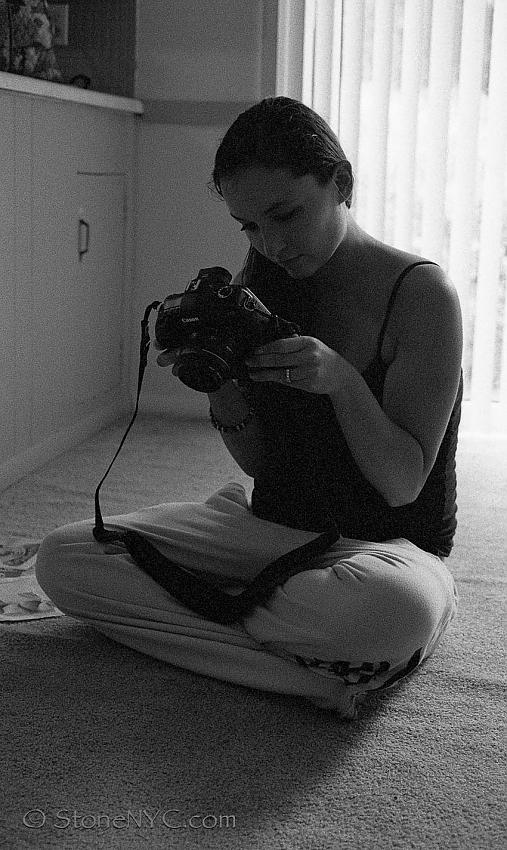 Candid - 6 Months Pregnant caught chincing my photos...