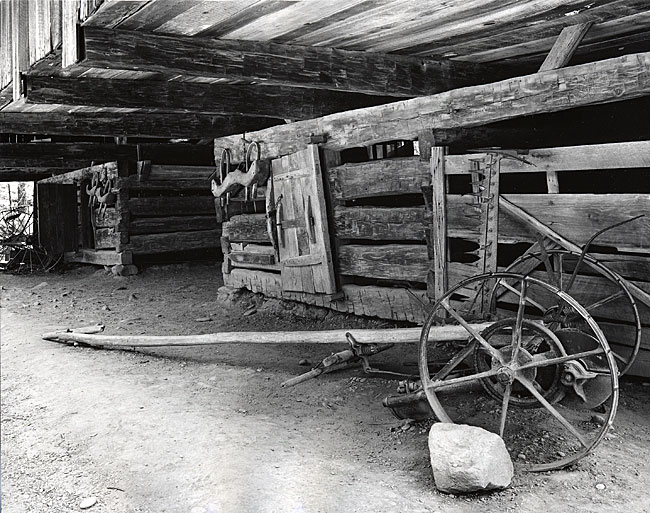 Cantilever Barn