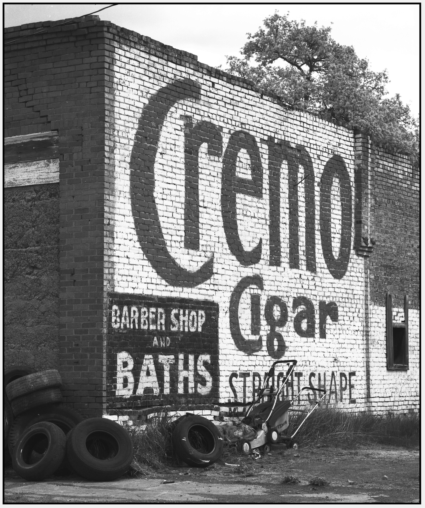 Cigar & Baths