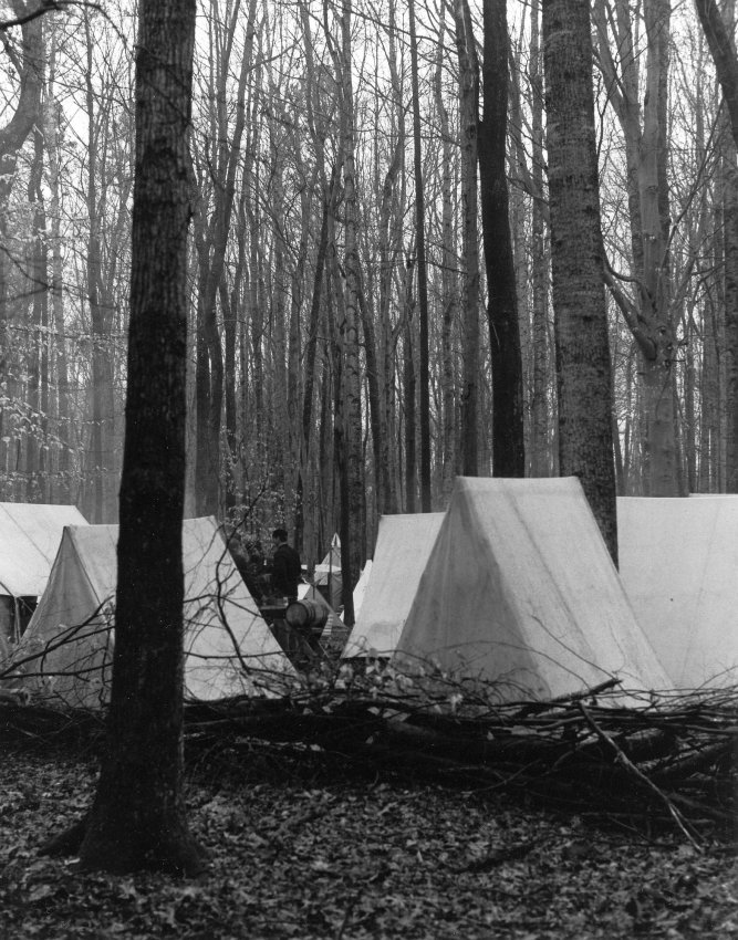 Civil War Encampment-3