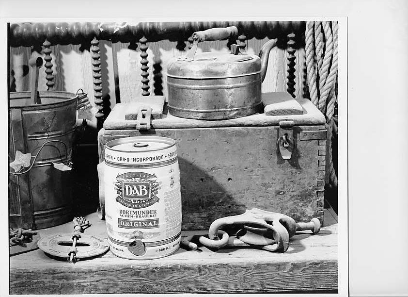 Crate in horse barn