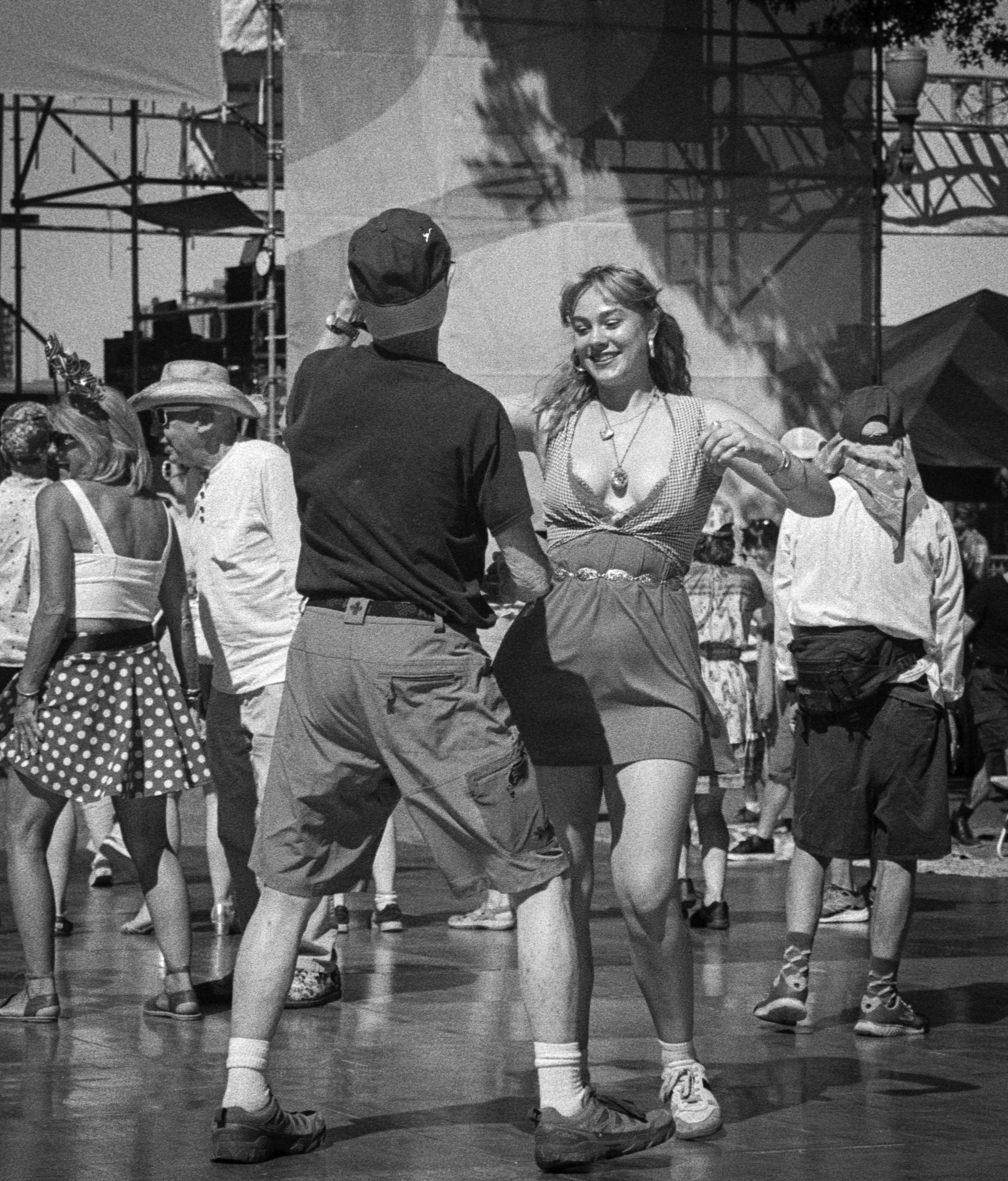 Dancing Duo
