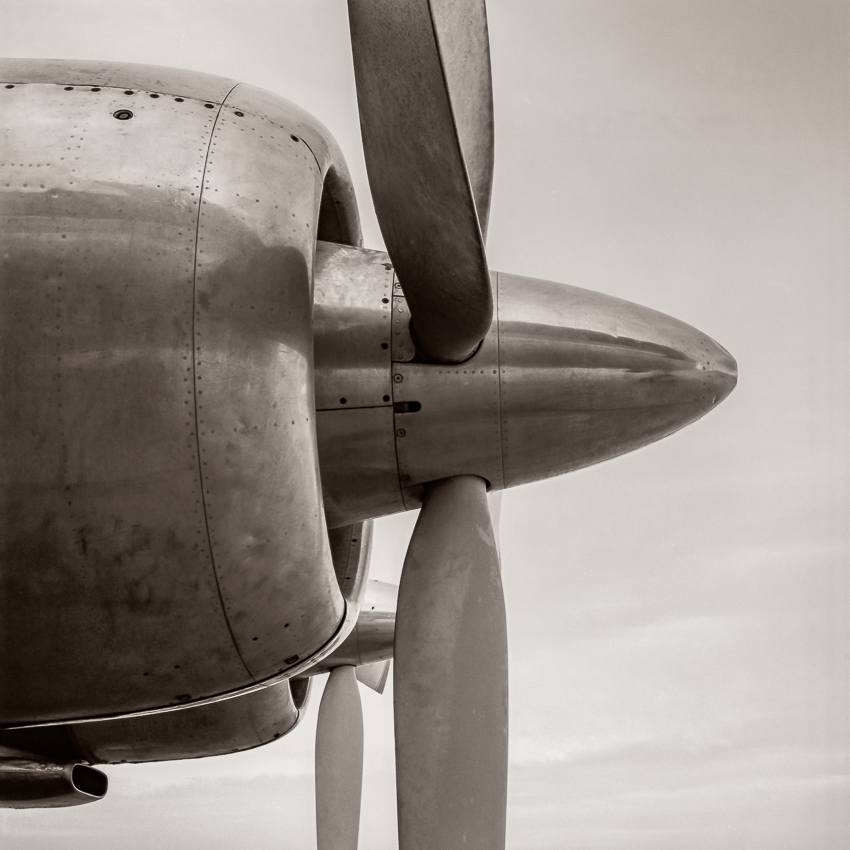 DC-7 Spinner