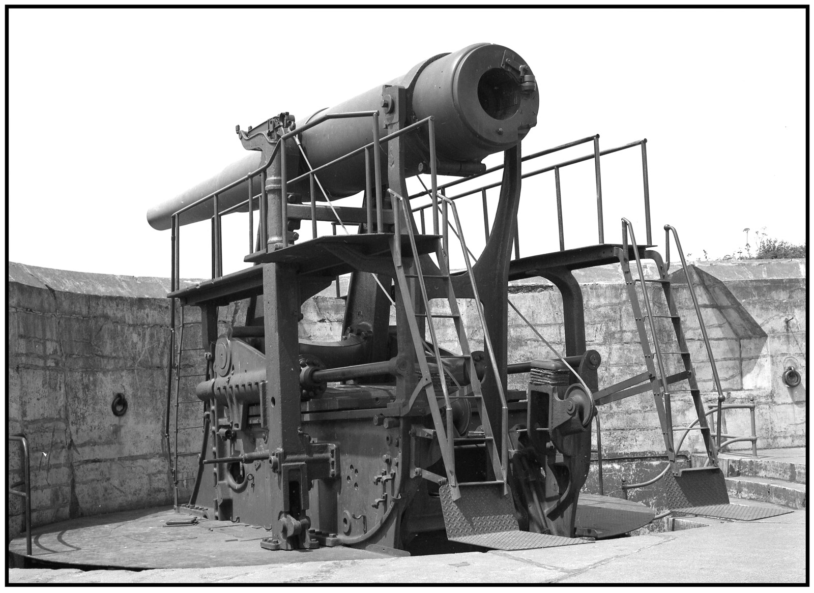 Disappearing Gun