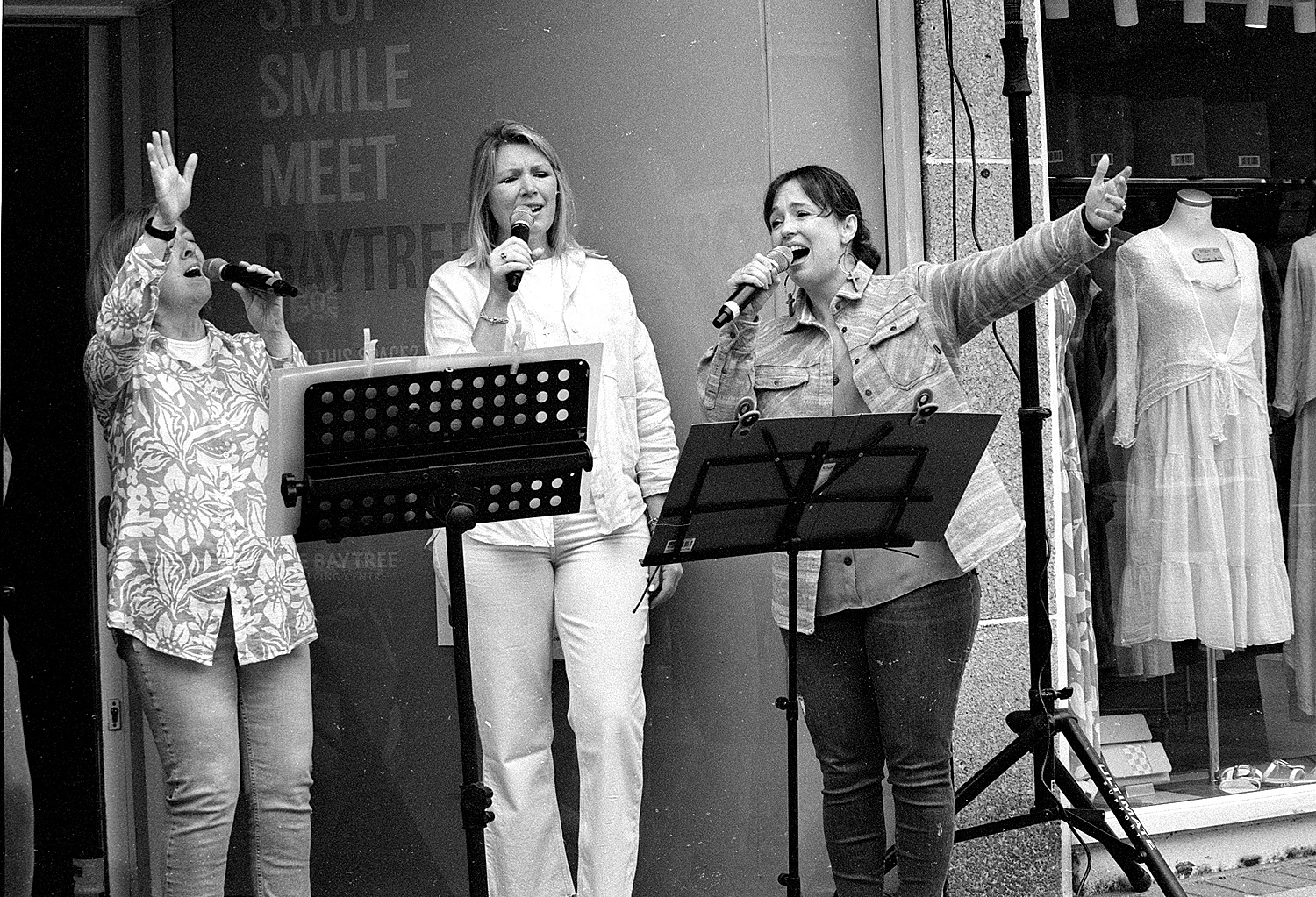 DRAGON IV Film in E-76 test 02