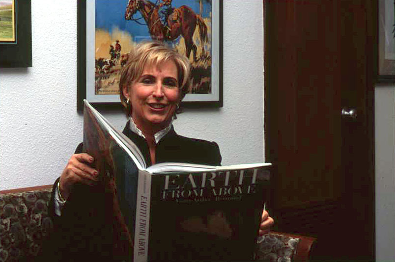 Earth_Carol_2