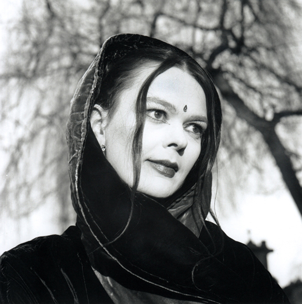 elke gothic 1