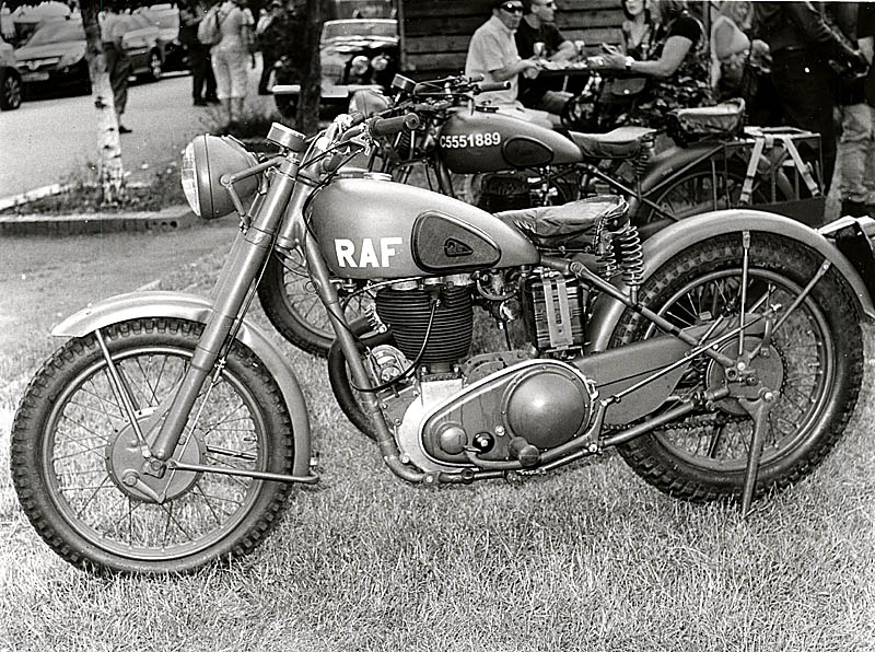 Epping anmd Ongar Steam Railway 1940's event 05