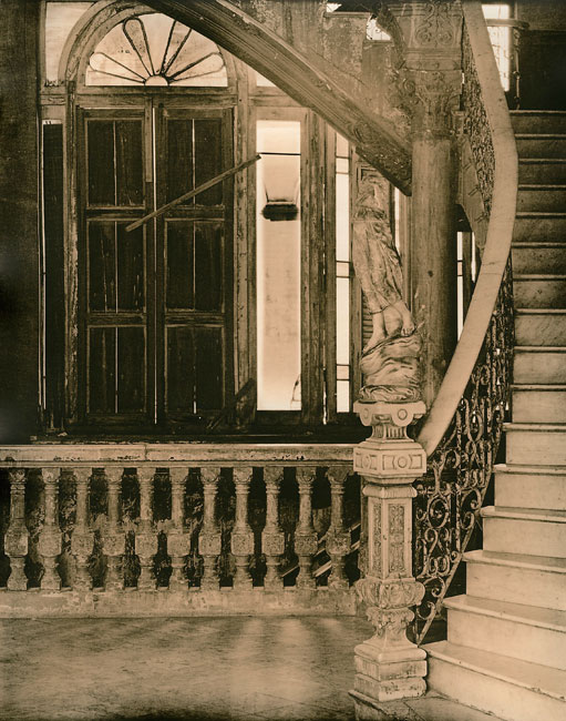 Escalera a Paladar La Guarida