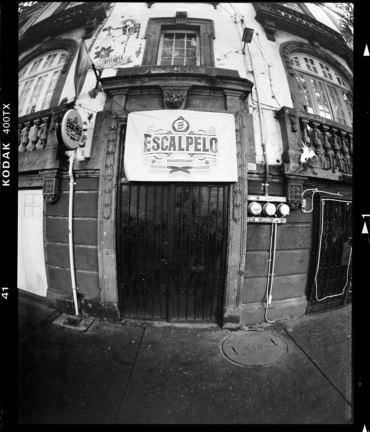 Escalpelo Barbershop, Roma Norte