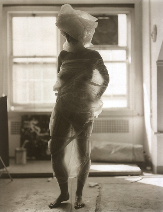 Eva, Wrapped