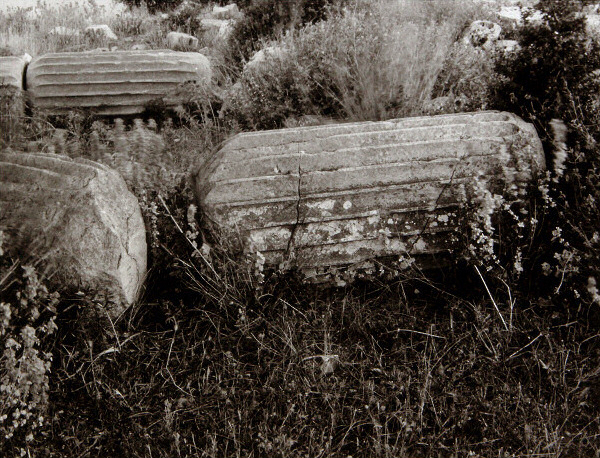 Fallen column, Notion