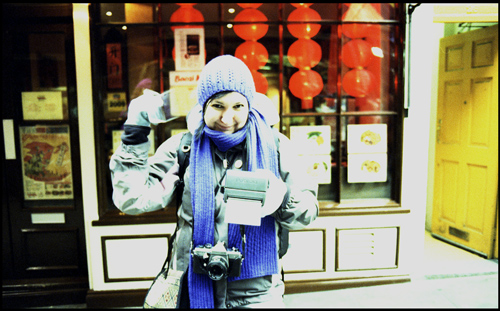 Flicking polaroid