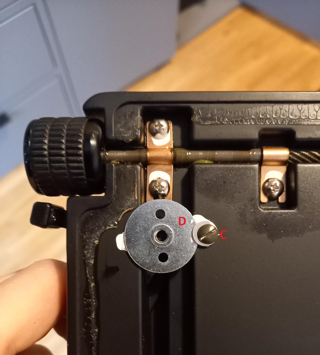 Focus Lock Mechanism