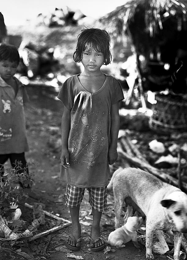 Forgotten Laughter: The Children of the Dump #4