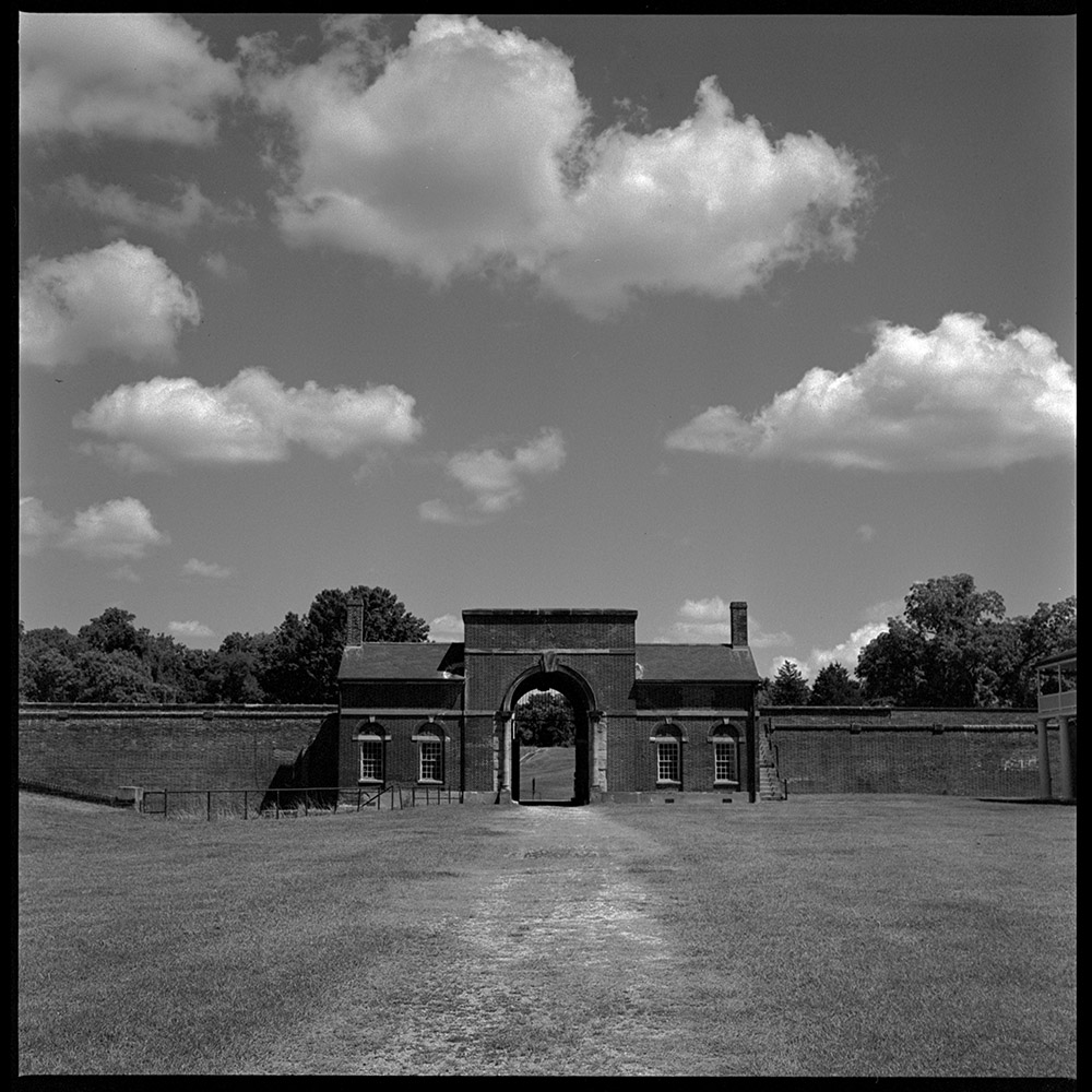 Fort Washington Gatehouse, Clouds