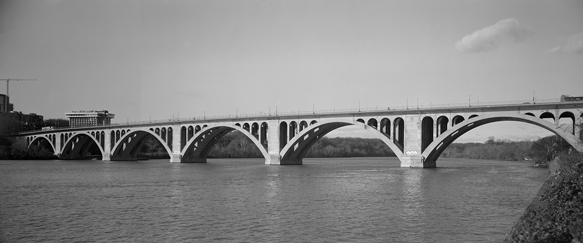 Georgetown, Key Bridge, South