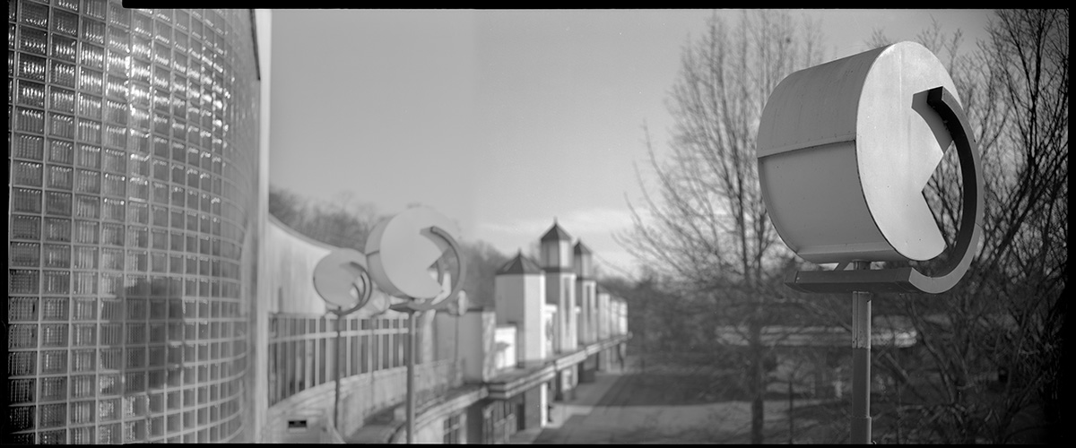 Glen Echo Roofline, Lights