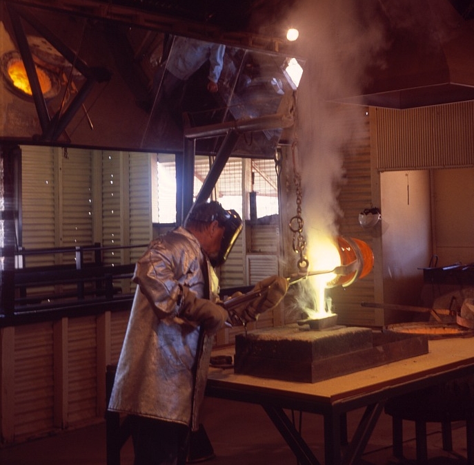 Gold Pour old style