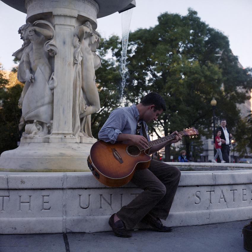 Guitarist, Dupont Circle Fountain