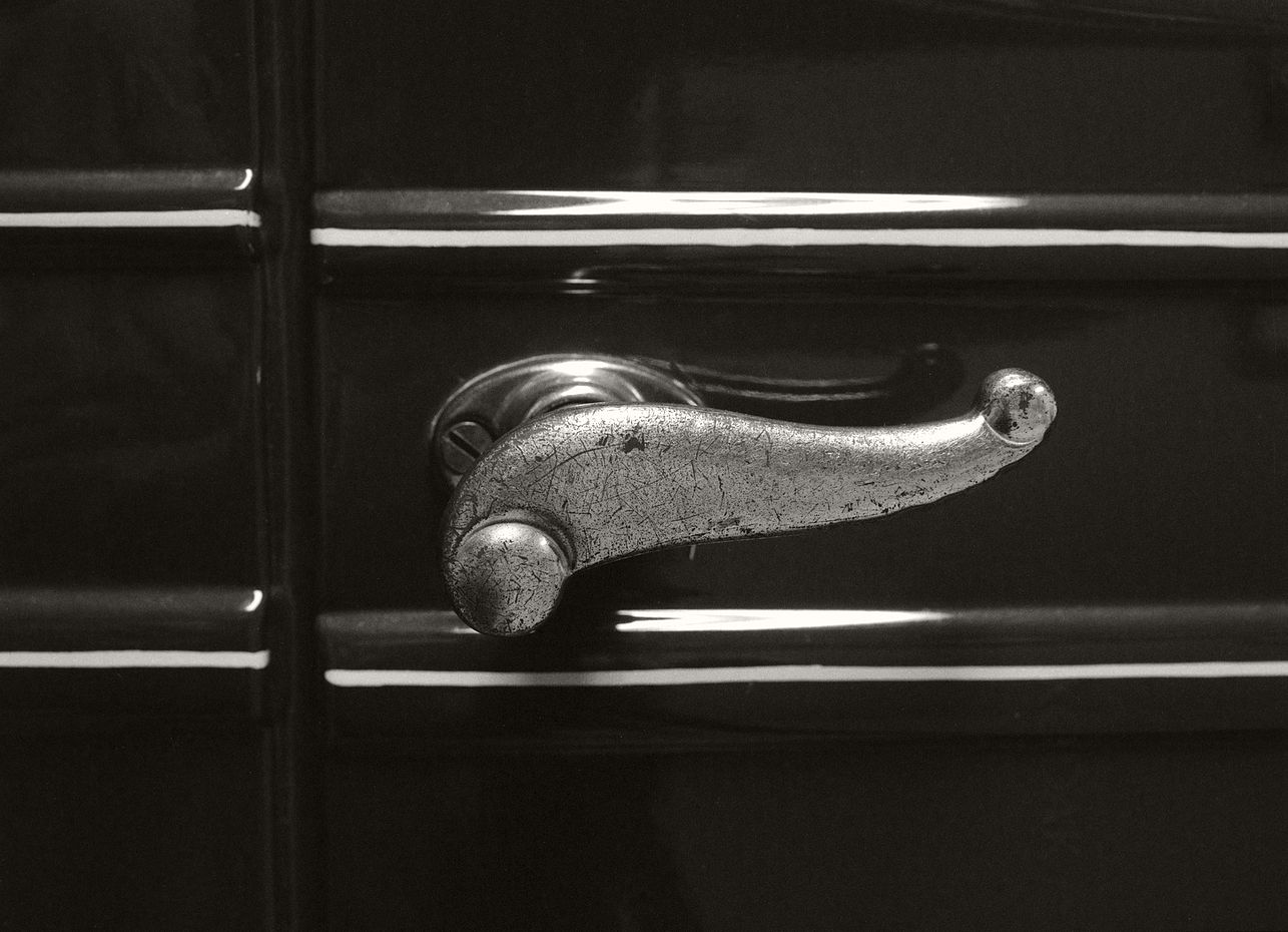 Handle (aka "Open Me First")