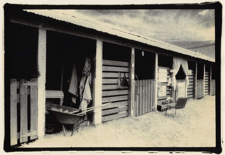 HIE, lith, Wheelbarrow