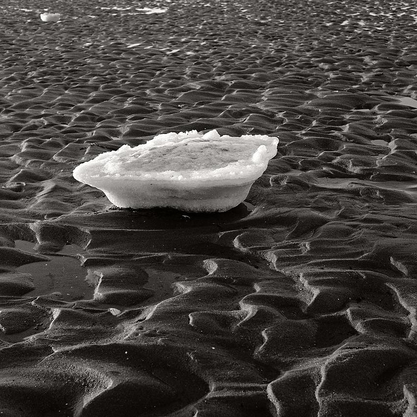 ice on the beach, img815