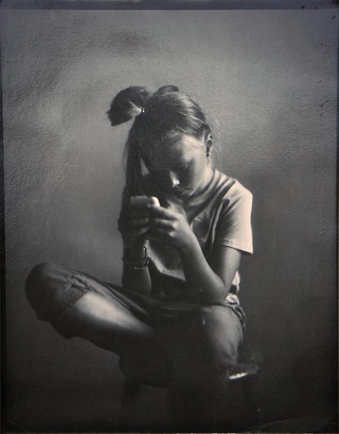 Ida in natural light studio